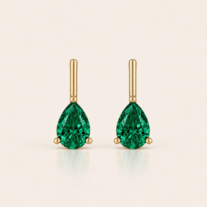 LINEA PEAR STUD