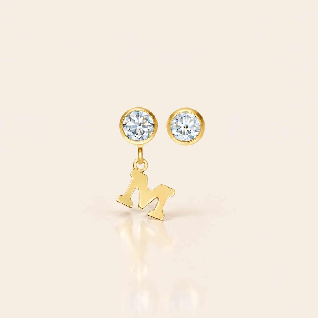 PAVÉ INITIAL EARRINGS – hlavní produktovka
