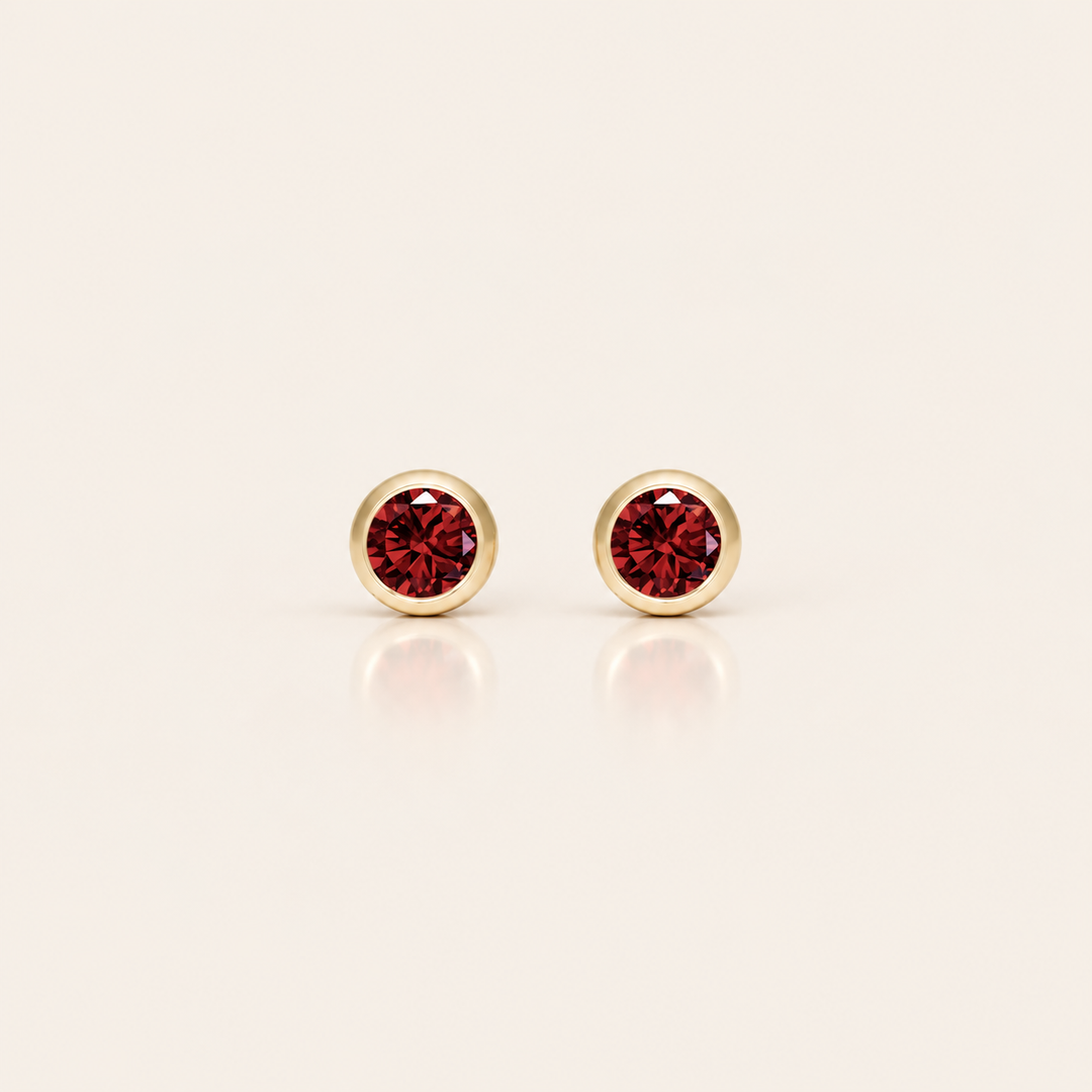 PAVÉ STUDS – Garnet