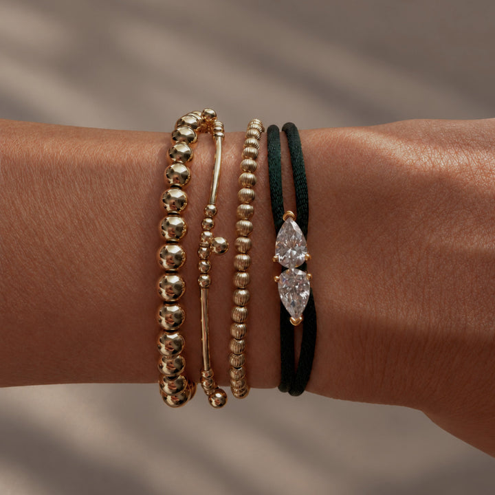 Náramky Fancy a Dolly na ruce – MJewels