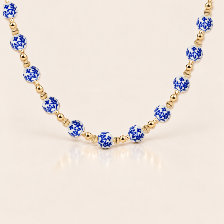PORCELAIN BLOOM NECKLACE –  / Modrá