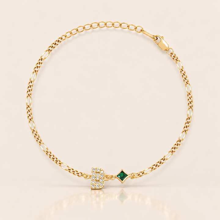 PAVÉ INITIAL BRACELET – produktová fotografie